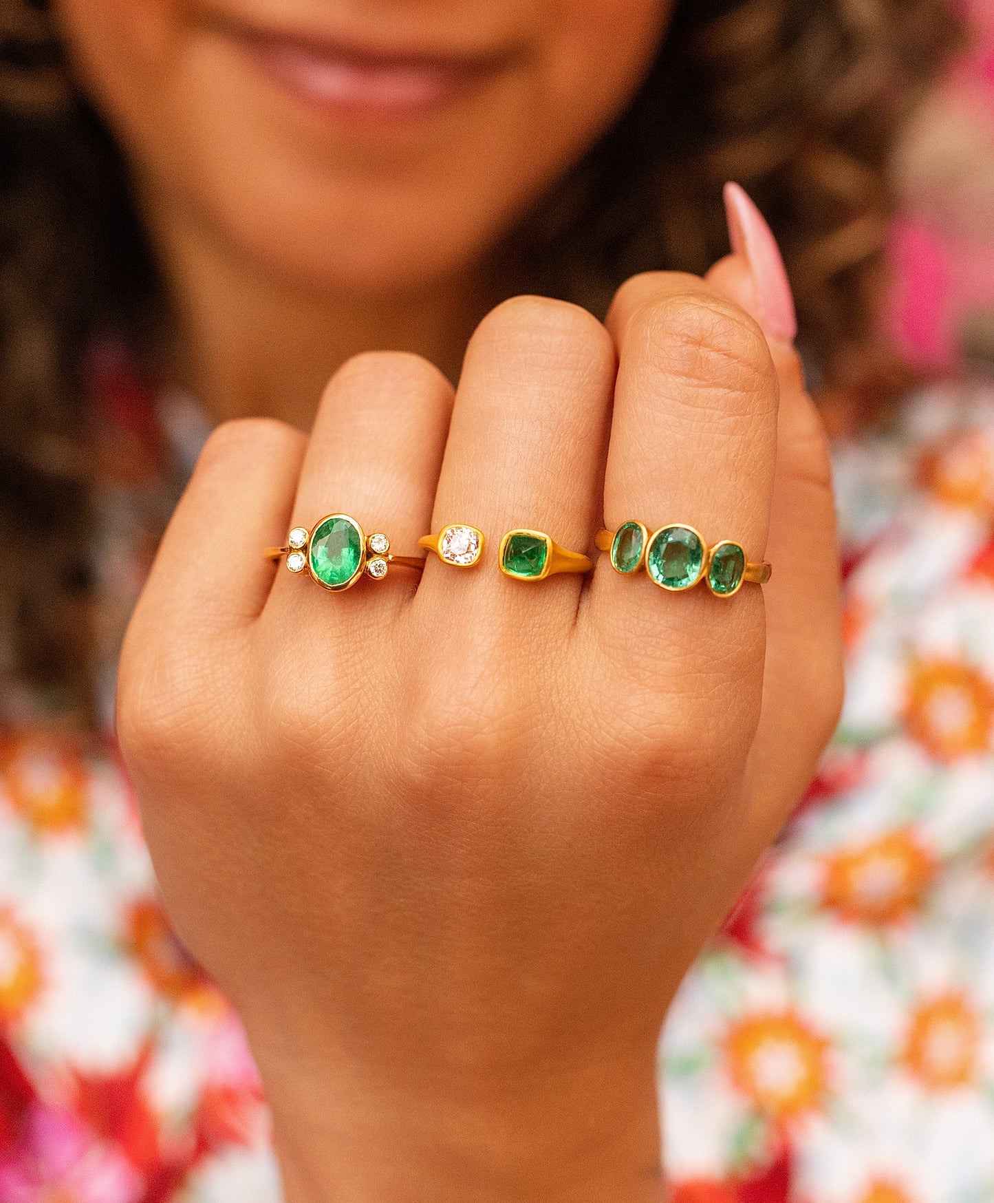 Emerald & Antique Diamond Open Concept Ring in 18K Yellow Gold