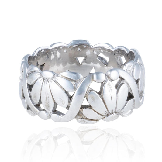Lotus Wide Band Pinky Ring in 14K White Gold