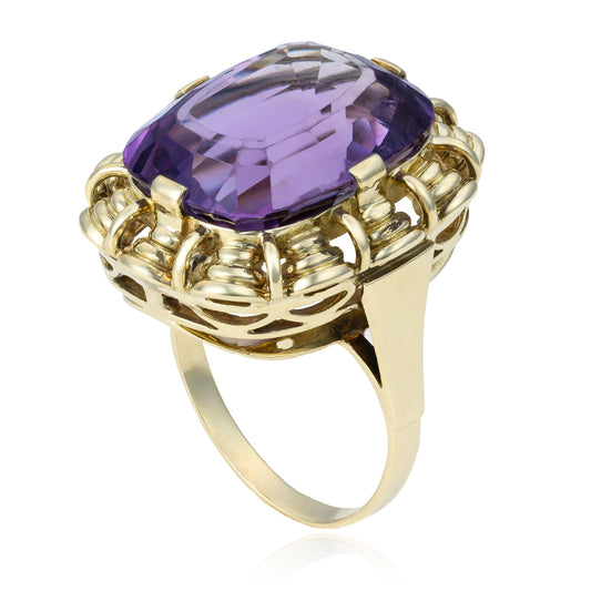 Amethyst Cocktail Ring in 14K Yellow Gold