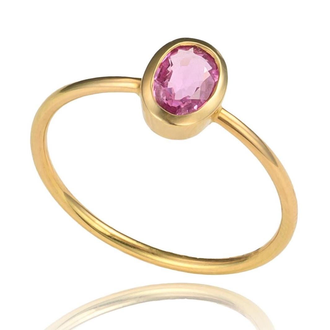 Pink Sapphire Dainty Bezel Ring in 18K Yellow Gold