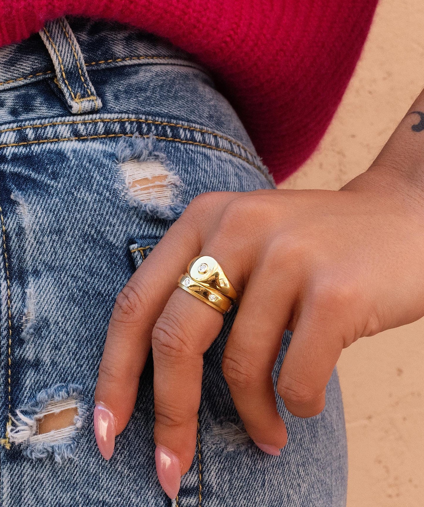 Diamond Signet Ring in 14K Yellow Gold