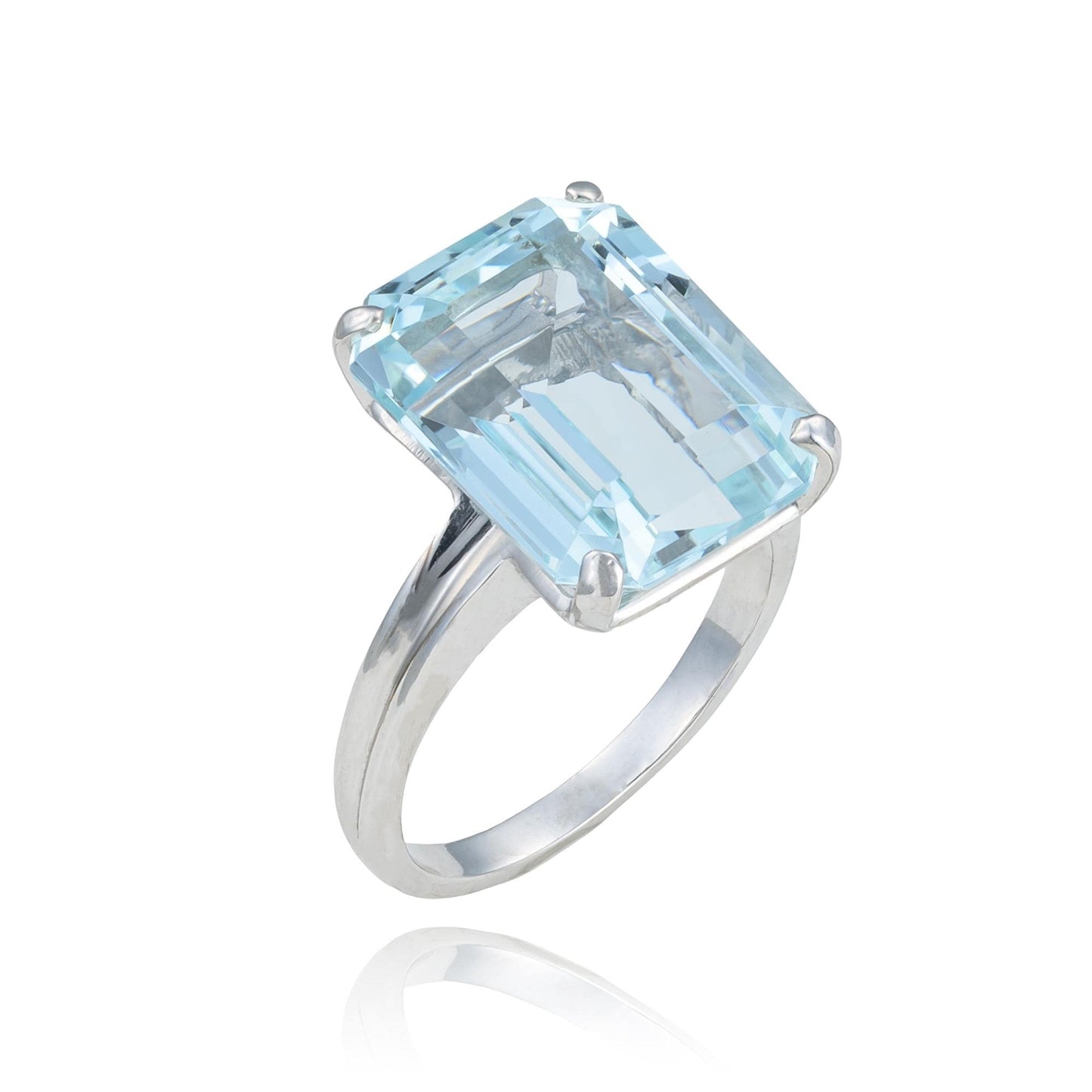 Aquamarine Ring in 14K White Gold