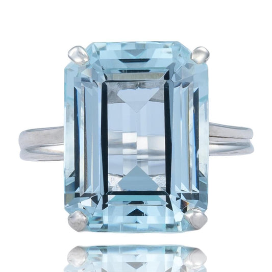Aquamarine Ring in 14K White Gold