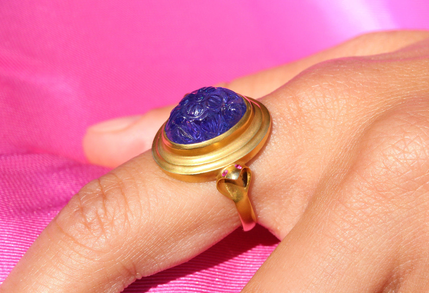 Carved Tanzanite Ruby Eyed Cobra Ring in 18K Yellow Gold