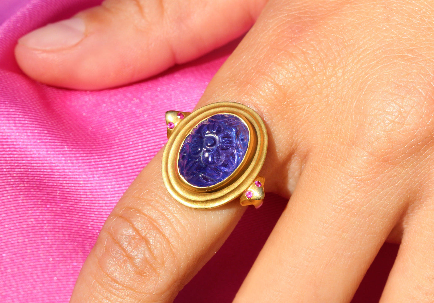 Carved Tanzanite Ruby Eyed Cobra Ring in 18K Yellow Gold