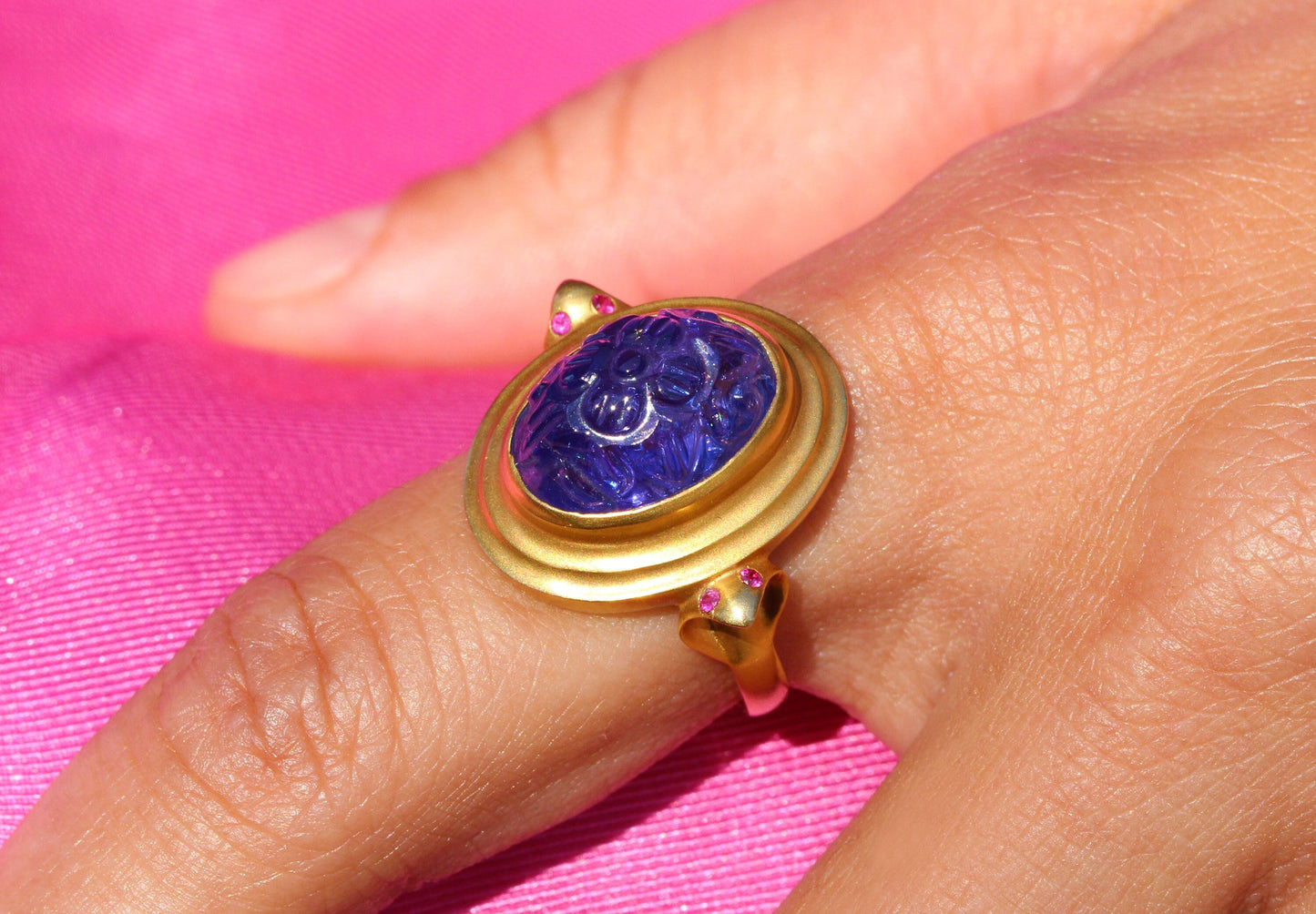 Carved Tanzanite Ruby Eyed Cobra Ring in 18K Yellow Gold