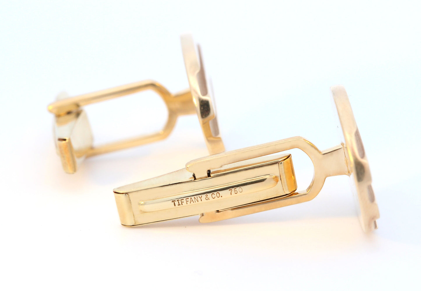 TIFFANY & CO Cufflinks in 18K Yellow Gold, made in 1995