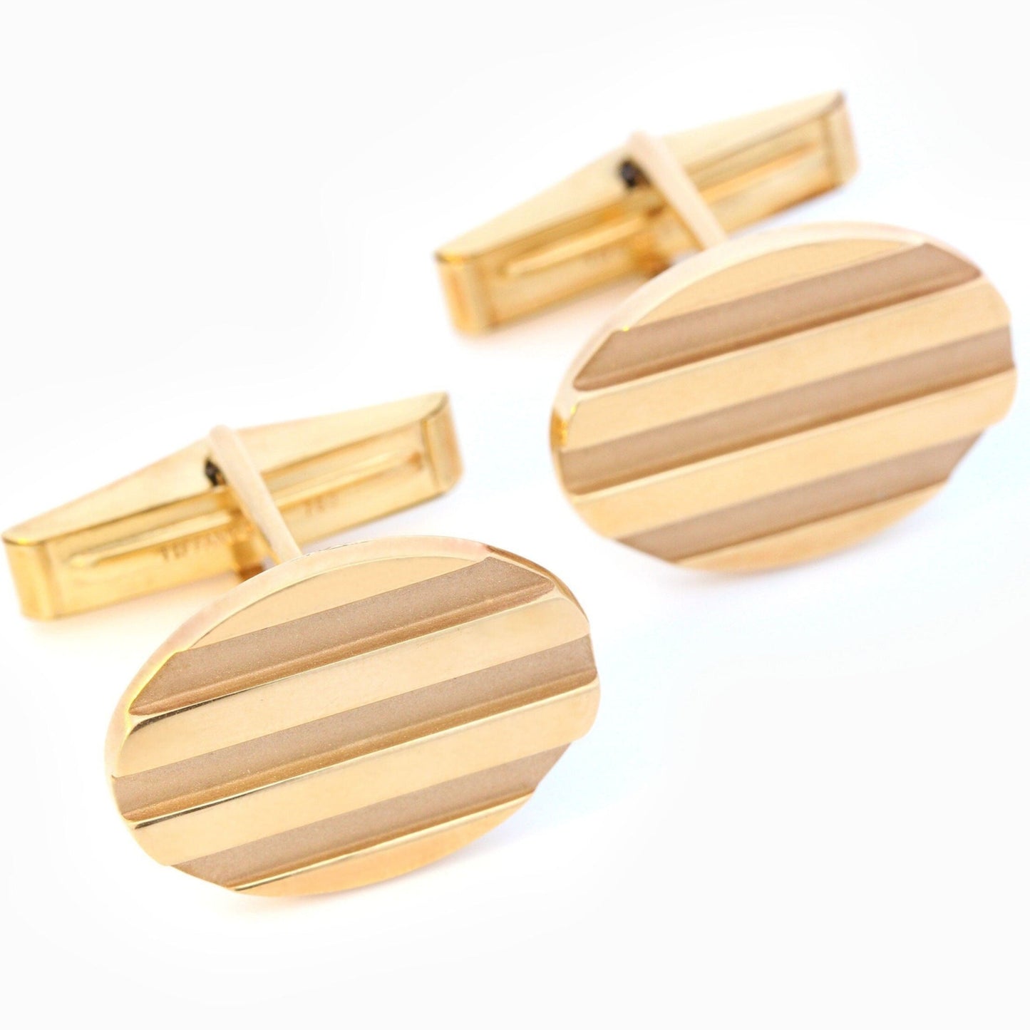 TIFFANY & CO Cufflinks in 18K Yellow Gold, made in 1995